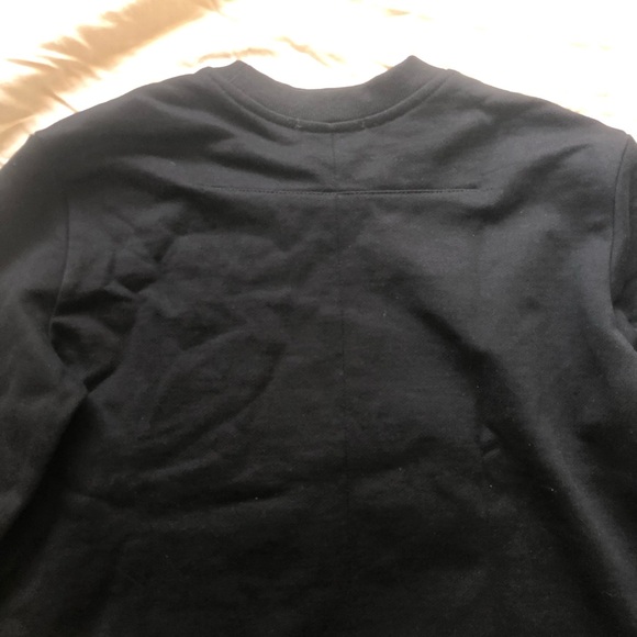 Givenchy Fashion Bambi Mirror Outline Pullover Sweatshirt Black and White Top - Picture 7 of 9